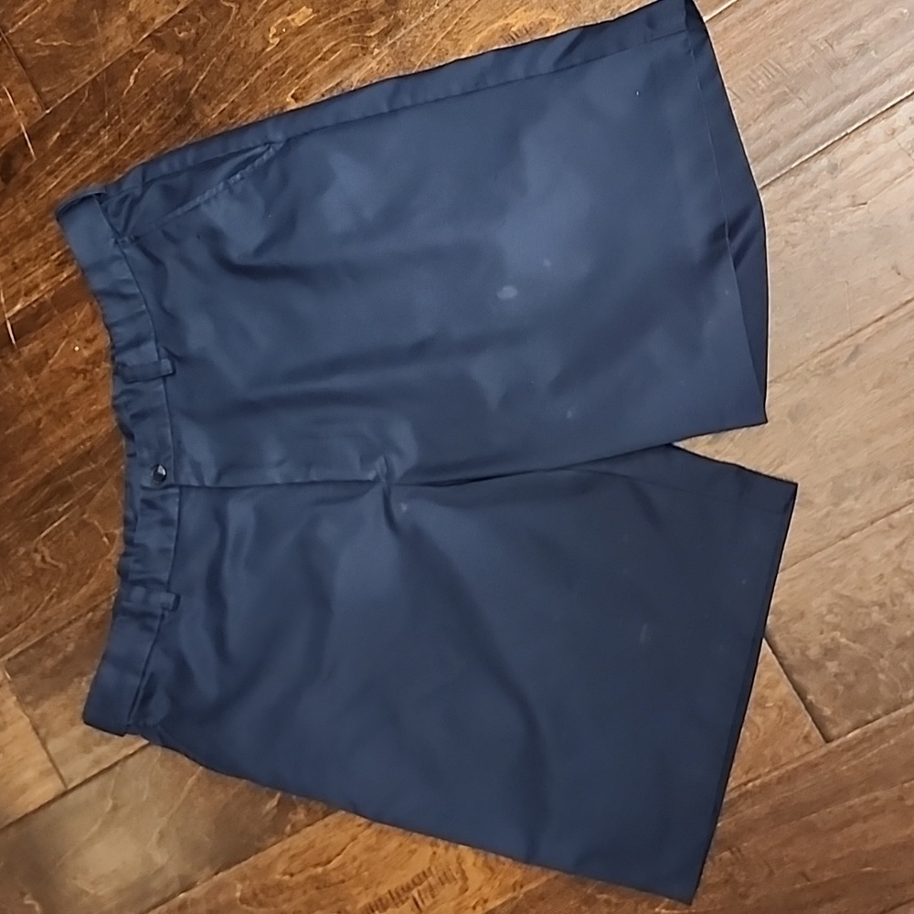 Men's IZOD shorts size 38